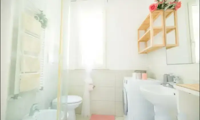 Rexer-Riccione-Appartamento-in-vendita-zona-AlbaParco-a-RICCIONE-Bagno