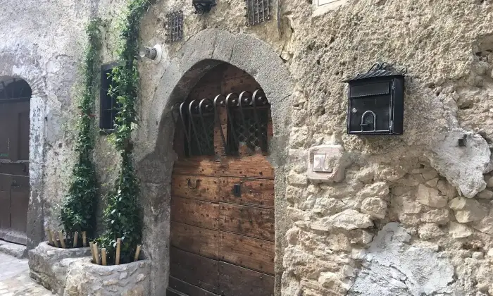 Rexer-Artena-Vendesi-Palazzetto-del-cielo-terra-Ottimo-uso-investimento-ALTRO