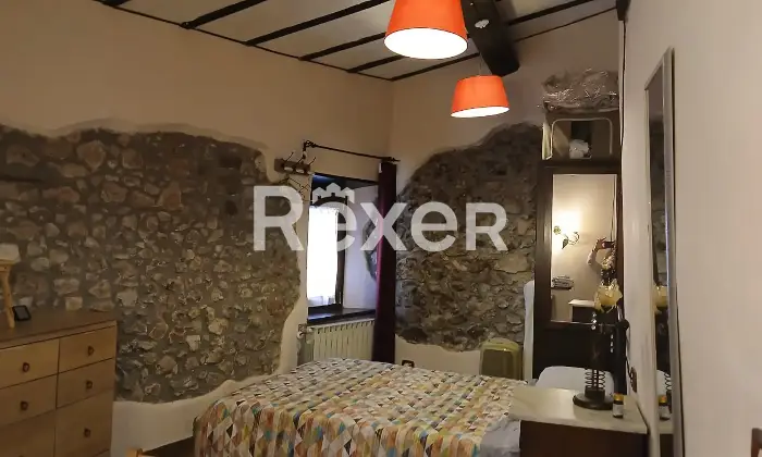 Rexer-Artena-Vendesi-Palazzetto-del-cielo-terra-Ottimo-uso-investimento-CameraDaLetto