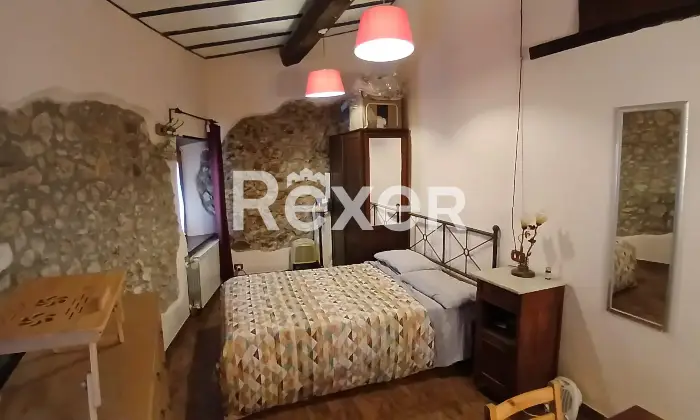 Rexer-Artena-Vendesi-Palazzetto-del-cielo-terra-Ottimo-uso-investimento-CameraDaLetto