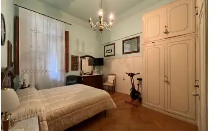Rexer-San-Miniato-Vendesi-villa-a-San-Miniato-CameraDaLetto
