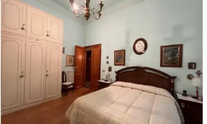 Rexer-San-Miniato-Vendesi-villa-a-San-Miniato-CameraDaLetto