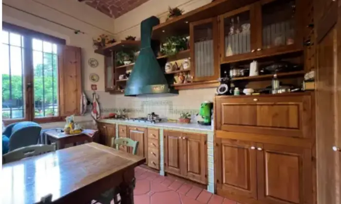 Rexer-San-Miniato-Vendesi-villa-a-San-Miniato-Cucina