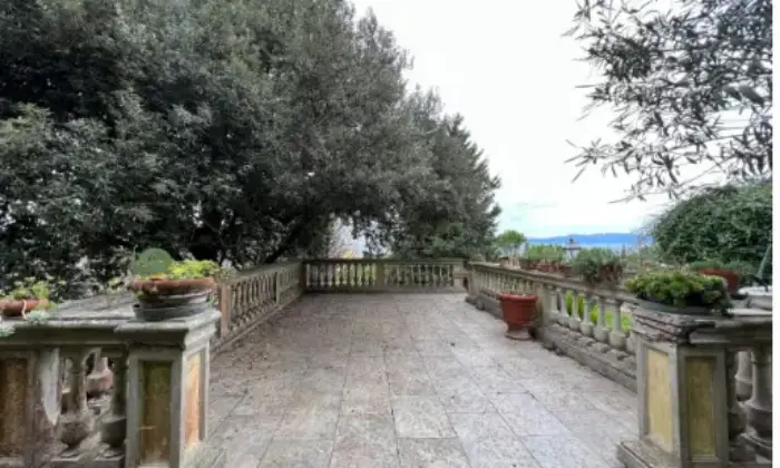 Rexer-San-Miniato-Vendesi-villa-a-San-Miniato-Giardino