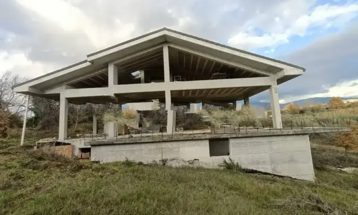 Rexer-Isernia-Vendesi-Villa-unifamiliare-Strada-Interpoderale-Paradiso-Isernia-Terrazzo