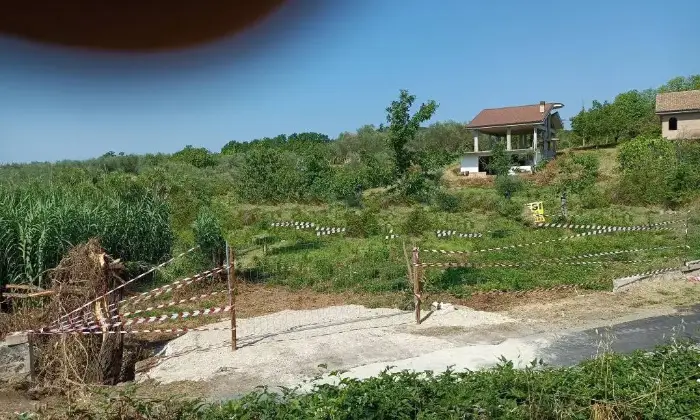 Rexer-Isernia-Vendesi-Villa-unifamiliare-Strada-Interpoderale-Paradiso-Isernia-Giardino
