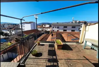 Rexer-Pistoia-ZONA-PORTA-AL-BORGO-Bilocale-in-vendita-inizio-via-Dalmazia-a-Pistoia-Terrazzo