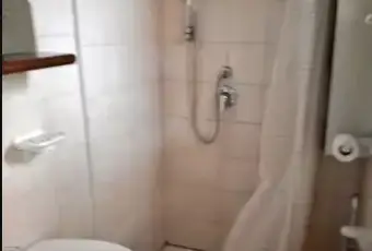 Rexer-Subiaco-Appartamento-casa-vacanze-vicino-Roma-Bagno