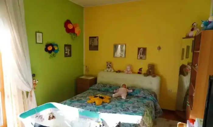 Rexer-San-Leucio-del-Sannio-Appartamento-condominiale-CameraDaLetto