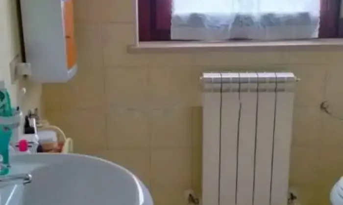 Rexer-SantOmero-Vendesi-quadrilocale-in-via-Maggio-Bagno