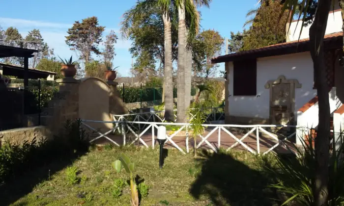 Rexer-Isola-di-Capo-Rizzuto-Villa-in-vendita-ad-Isola-di-Capo-Rizzuto-Giardino