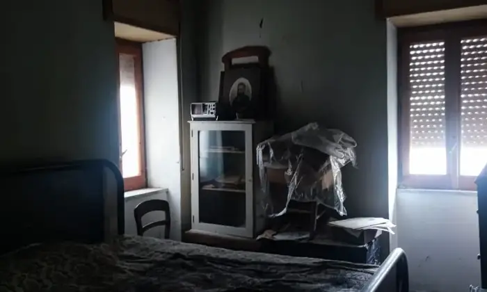 Rexer-Caggiano-Appartamento-in-vendita-a-CAGGIANO-SA-CAMERA-DA-LETTO