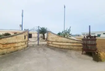 Rexer-Nard-Vendesi-villa-indipendente-a-Nardo-LE-Ingresso