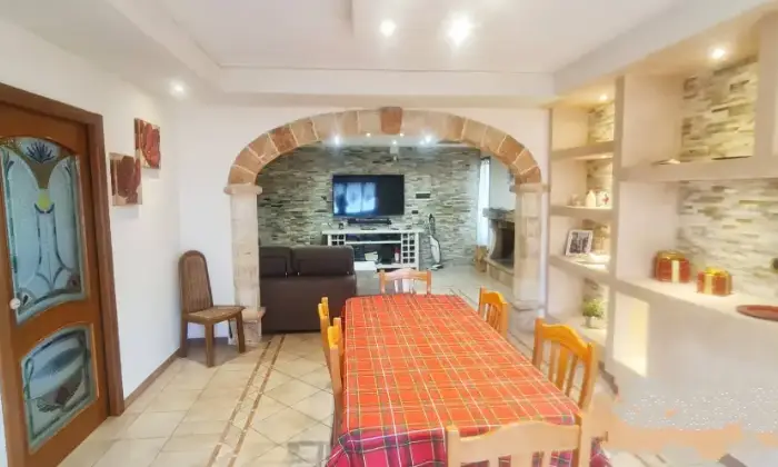 Rexer-Nard-Vendesi-villa-indipendente-a-Nardo-LE-Sala-Pranzo