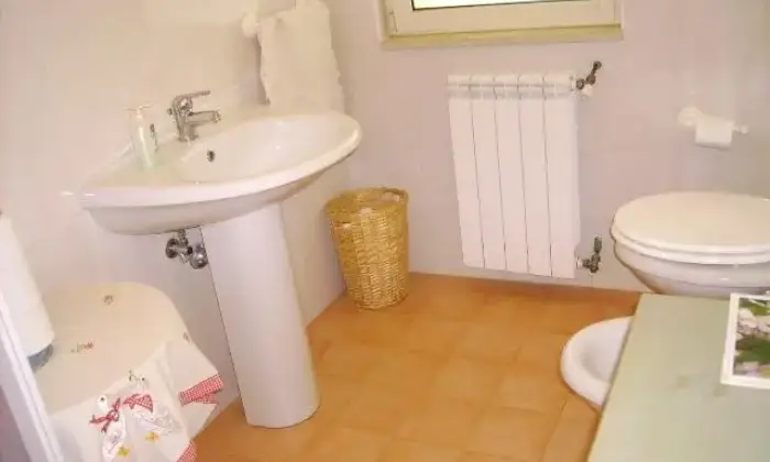 Rexer-Gaeta-IN-AFFITTO-ANNUALE-OPPURE-ANCHE-CON-FORMULA-RENT-TO-BY-Bagno