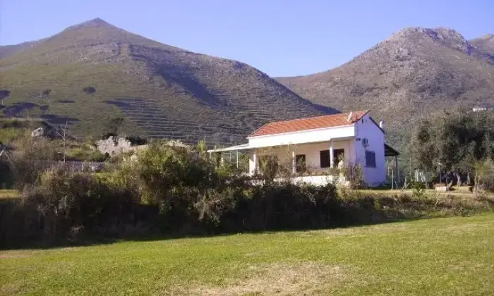 Rexer-Gaeta-IN-AFFITTO-ANNUALE-OPPURE-ANCHE-CON-FORMULA-RENT-TO-BY-Terrazzo