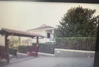 Rexer-Fiuggi-una-villa-da-vivere-con-molto-potenziale-Terrazzo