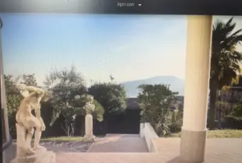 Rexer-Fiuggi-una-villa-da-vivere-con-molto-potenziale-Terrazzo