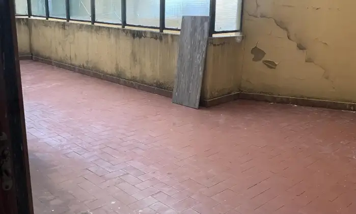 Rexer-Latina-Ampio-ufficio-in-centro-a-Latina-Terrazzo