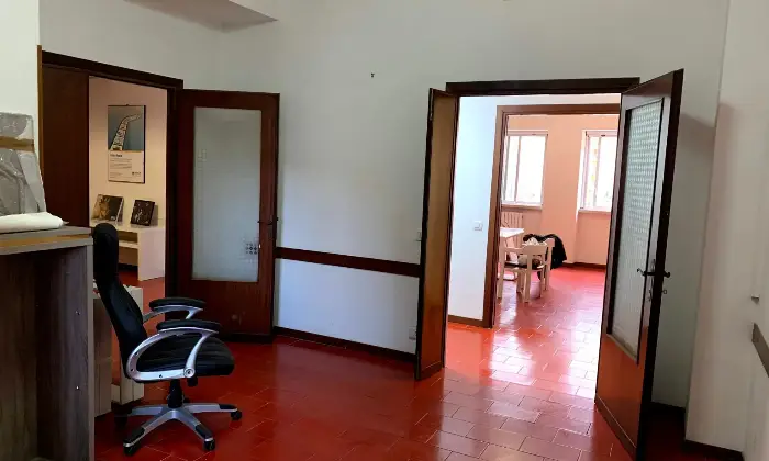 Rexer-Latina-Ufficio-ampia-metratura-zona-centrale-a-Latina-ALTRO