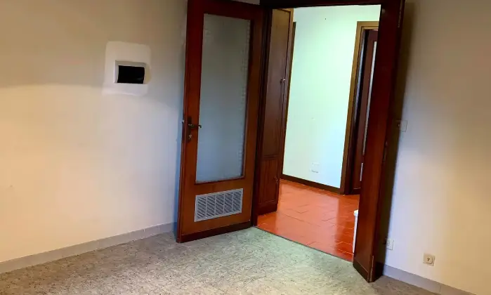 Rexer-Latina-Ufficio-ampia-metratura-zona-centrale-a-Latina-ALTRO