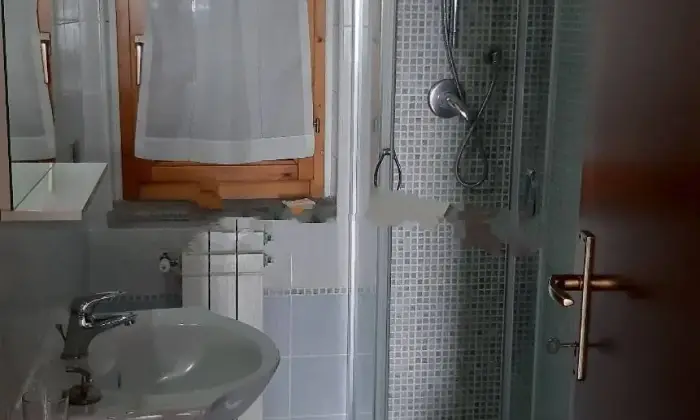 Rexer-San-Lorenzo-Nuovo-Vendesi-Villa-a-schiera-via-di-Miralago-San-Lorenzo-Nuovo-Bagno