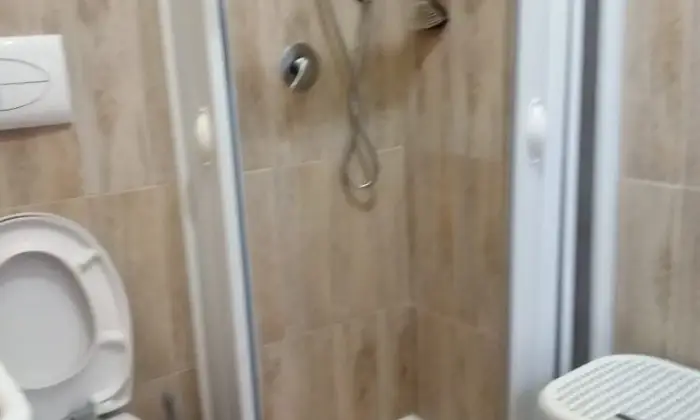 Rexer-Cagnano-Varano-CasaIndipendente-in-Contrada-Capoiale-Cagnano-Varano-BAGNO