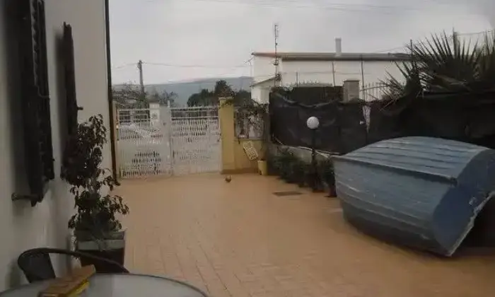Rexer-Cagnano-Varano-CasaIndipendente-in-Contrada-Capoiale-Cagnano-Varano-Terrazzo