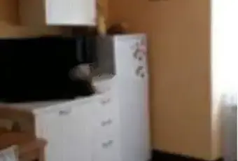 Rexer-Cagli-Vendesi-appartamento-in-via-Tiranni-a-Cagli-Cucina