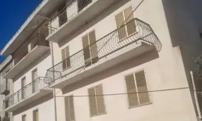Rexer-Arzana-Vendesi-casa-con-orto-Terrazzo