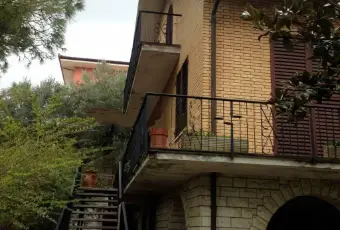 Rexer-Corinaldo-Vendesi-villa-unifamiliare-viale-Raffaello-Centro-Corinaldo-Facciata