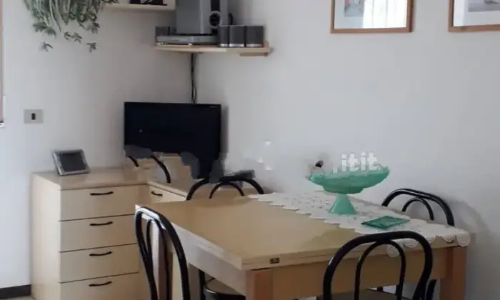 Rexer-Marotta-Trilocale-via-Litoranea-Marotta-Mondolfo-Cucina