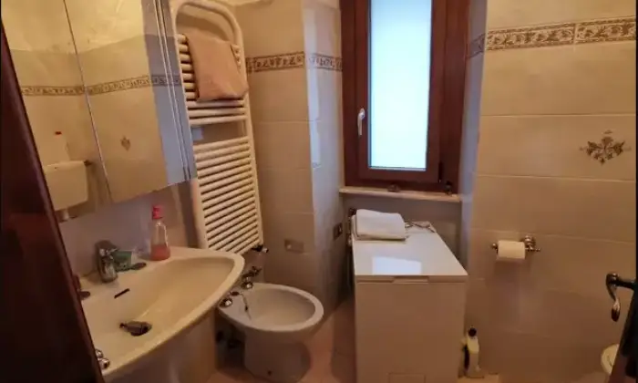 Rexer-Pontremoli-Appartamento-piano-primo-nel-borgo-della-S-S-Annunziata-Bagno