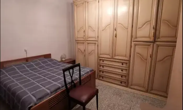 Rexer-Pontremoli-Appartamento-piano-primo-nel-borgo-della-S-S-Annunziata-CameraDaLetto