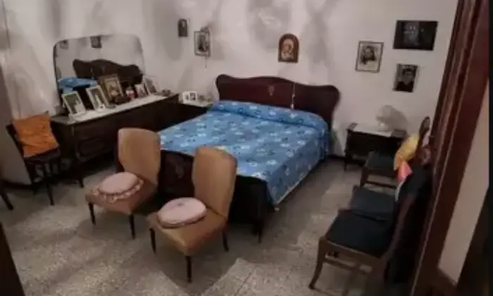 Rexer-Pontremoli-Appartamento-piano-primo-nel-borgo-della-S-S-Annunziata-Salone