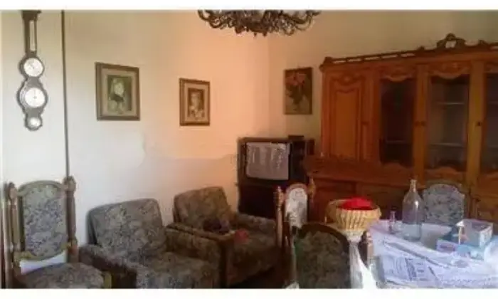 Rexer-Avezzano-Trilocale-in-vendita-in-via-Montenero-Centro-Avezzano-Salone