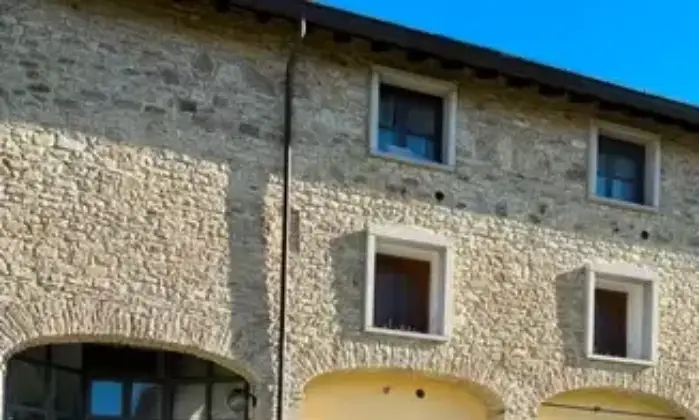 Rexer-Tizzano-Val-Parma-Bilocale-ottimo-stato-a-Tizzano-Val-Parma-Terrazzo