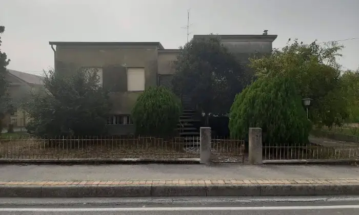 Rexer-Lugo-Villa-unifamiliare-Stradone-San-Bernardino-Lugo-Terrazzo