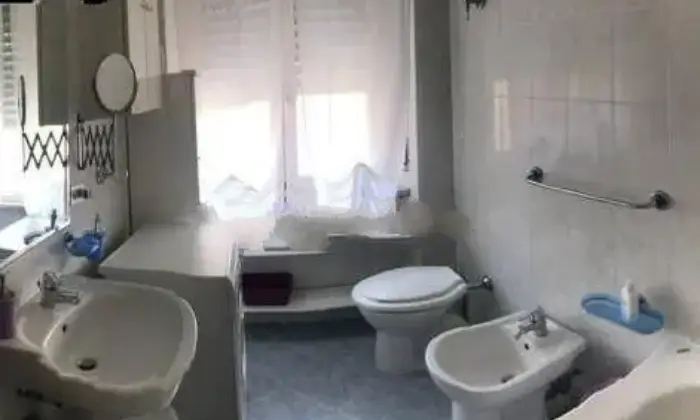 Rexer-Perugia-Vendesi-appartamento-in-Leon-Battista-Alberti-Perugia-Bagno