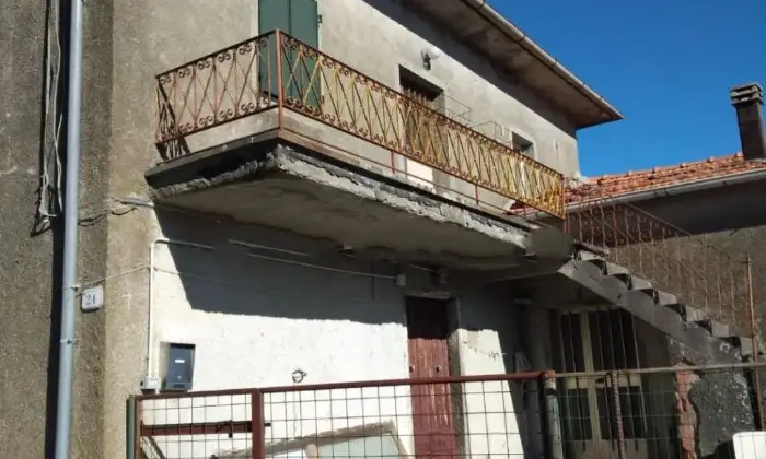 Rexer-Zeri-Terratetto-unifamiliare-in-vendita-in-via-Montelama-Zeri-Terrazzo