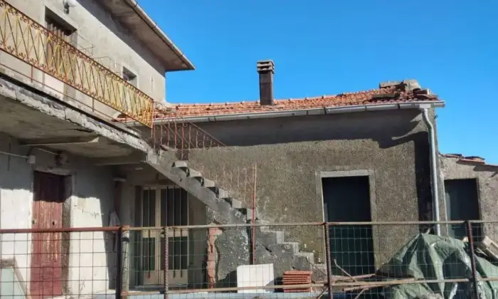 Rexer-Zeri-Terratetto-unifamiliare-in-vendita-in-via-Montelama-Zeri-Garage