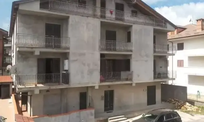 Rexer-Serra-San-Bruno-Vendesi-Rustico-a-Serra-San-Bruno-VV-Facciata