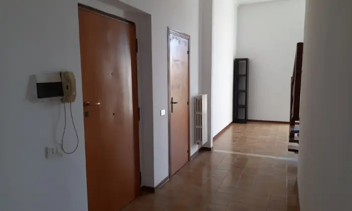 Rexer-Ancona-Appartamento-di-metri-quadrati-Altro
