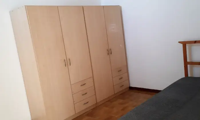 Rexer-Ancona-Appartamento-di-metri-quadrati-CameraDaLetto
