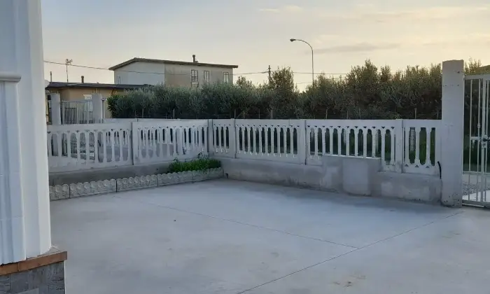 Rexer-Cutro-Magnifica-Villetta-m-a-minuti-dalla-spiaggia-libera-Terrazzo