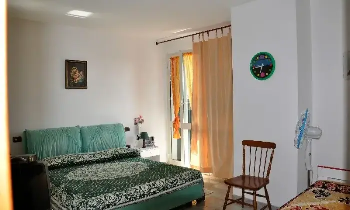 Rexer-Valledoria-Casa-semi-indipendente-in-vendita-in-via-Galvani-a-Valledoria-CameraDaLetto