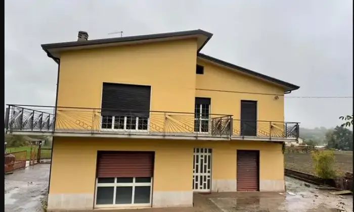 Rexer-Lioni-Casa-singola-in-vendita-in-Contrada-Civita-a-Lioni-Altro