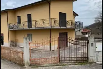 Rexer-Lioni-Casa-singola-in-vendita-in-Contrada-Civita-a-Lioni-Terrazzo
