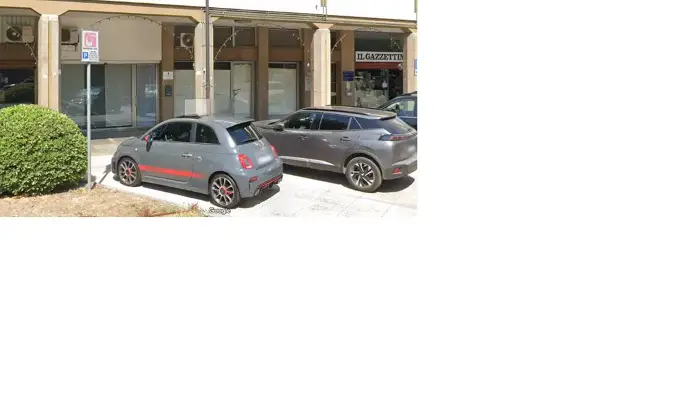 Rexer-Montegrotto-Terme-Negozioufficio-parzialmente-arredato-anche-magazzino-PT-Altro
