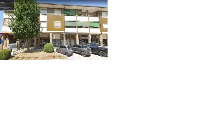 Rexer-Montegrotto-Terme-Negozioufficio-parzialmente-arredato-anche-magazzino-PT-Giardino